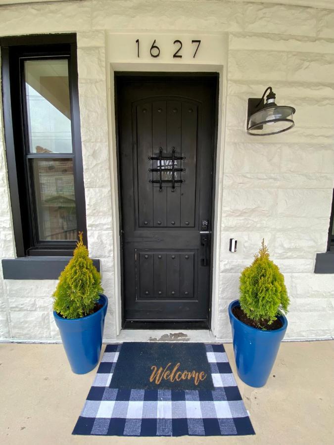 Newly Renovated Victorian Gem Perfect Space For Family Vacations! Pittsburgh Exterior foto