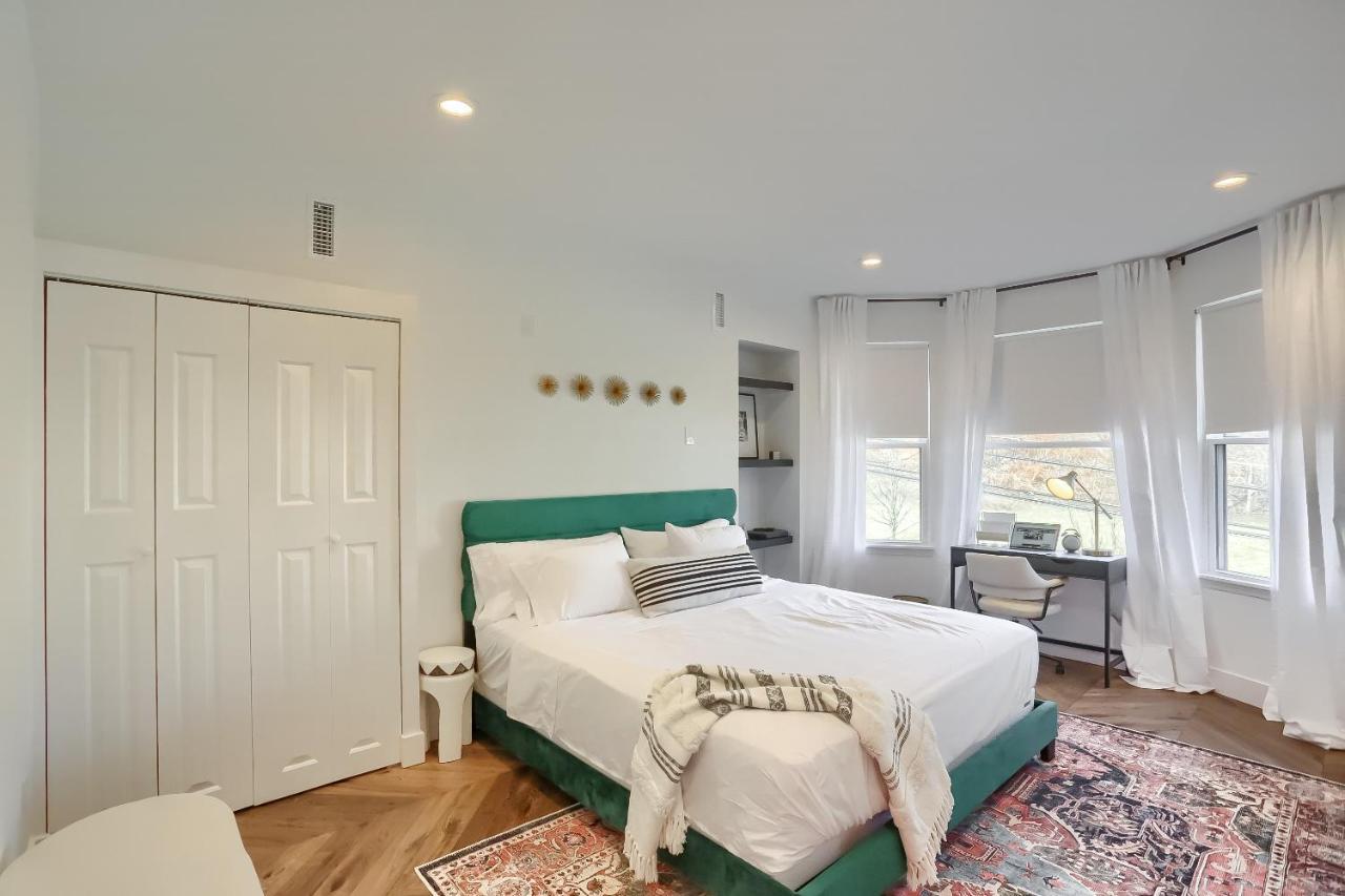 Newly Renovated Victorian Gem Perfect Space For Family Vacations! Pittsburgh Exterior foto