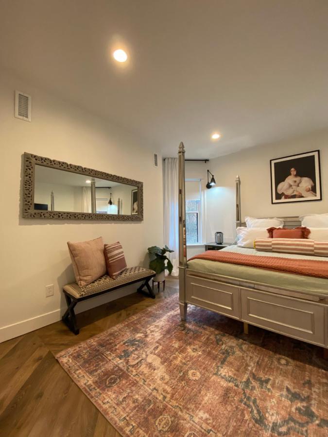 Newly Renovated Victorian Gem Perfect Space For Family Vacations! Pittsburgh Exterior foto